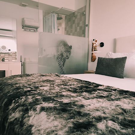 Torremolinos Suite 部屋 写真