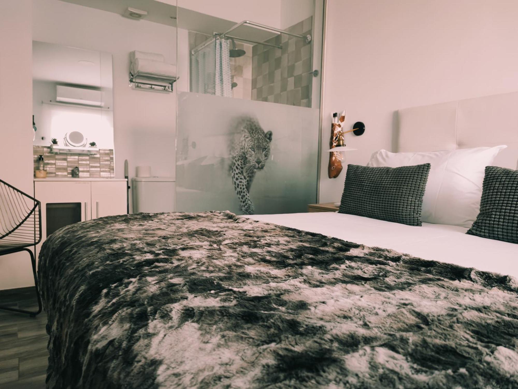 Torremolinos Suite 部屋 写真